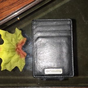 Columbia black leather money clip NWT